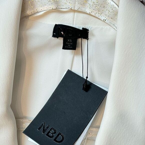 NBD Como La Flor Suit Dress Women’s XS Ivory Shawl Collar Power Suit NWT - Picture 5 of 13